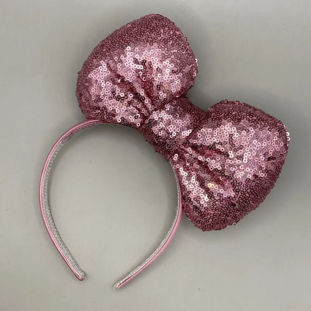 Chubby Bunny x Hello Kitty Cafe Limited Edition Pink Sequin Bow Headband